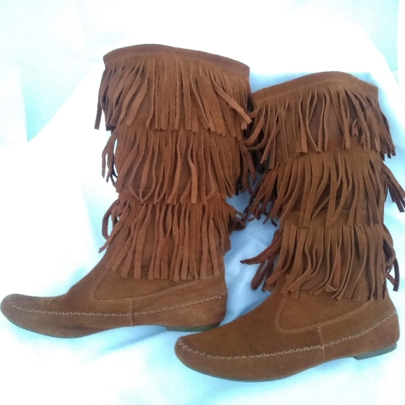 LC Lauren Conrad 3 Tier Fringe Suede Boots Chestnut Boho THIA Size 9 Mid Calf - Picture 6 of 7
